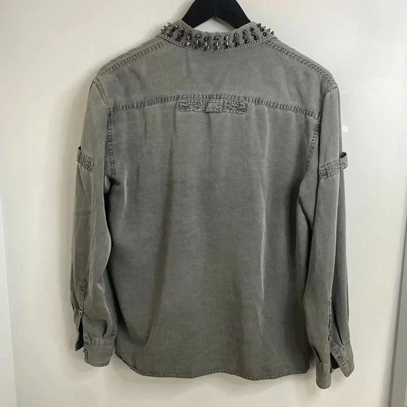 TOPSHOP - Black/dark grey studded buttons down shirt - US2 - Picture 7 of 7